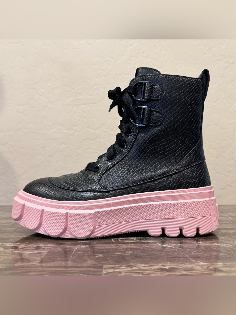 NEW Sorel Caribou X Waterproof Leather Lace Up Boots